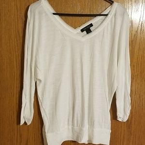 Delicate EUC Dualing V-Neck Top